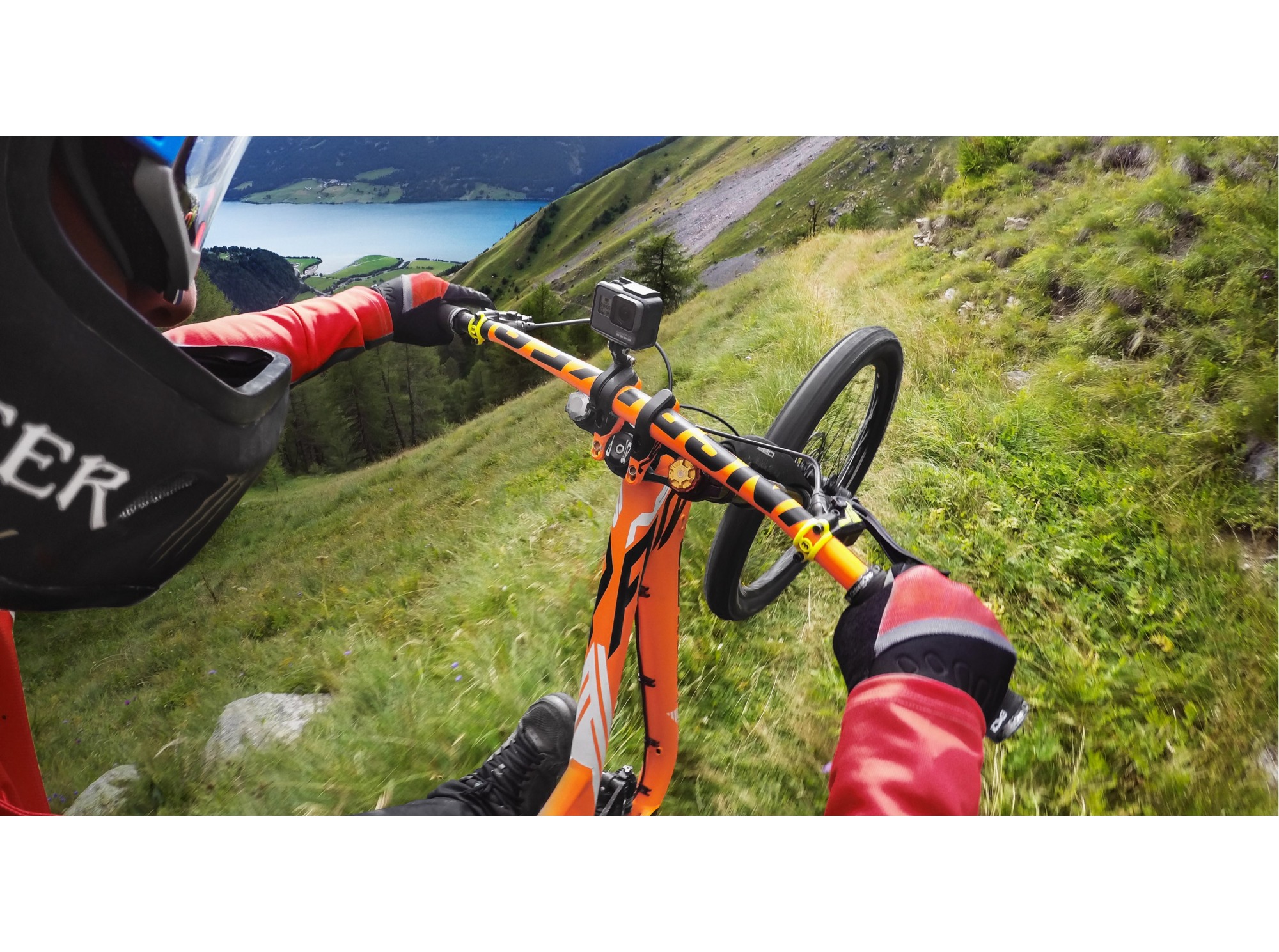 Kit Esportivo GoPro - Suporte Peito + Suporte Bike + Estojo - AKTAC-001