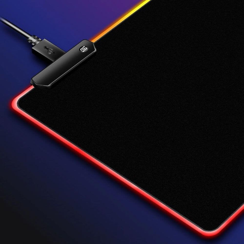 Mousepad Gamer com Borda Led RGB Tamanho Extra Grande (30 x 80cm)