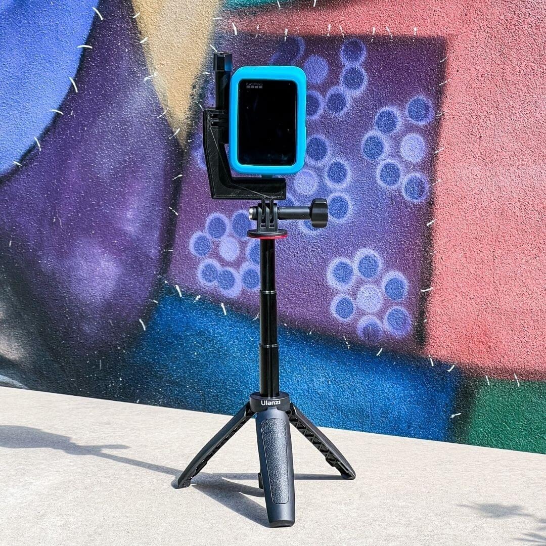 Suporte Vertical para GoPro Hero 13 / 12 / 11 / 10 / 9 Black em Impressão 3D - Cor Preto