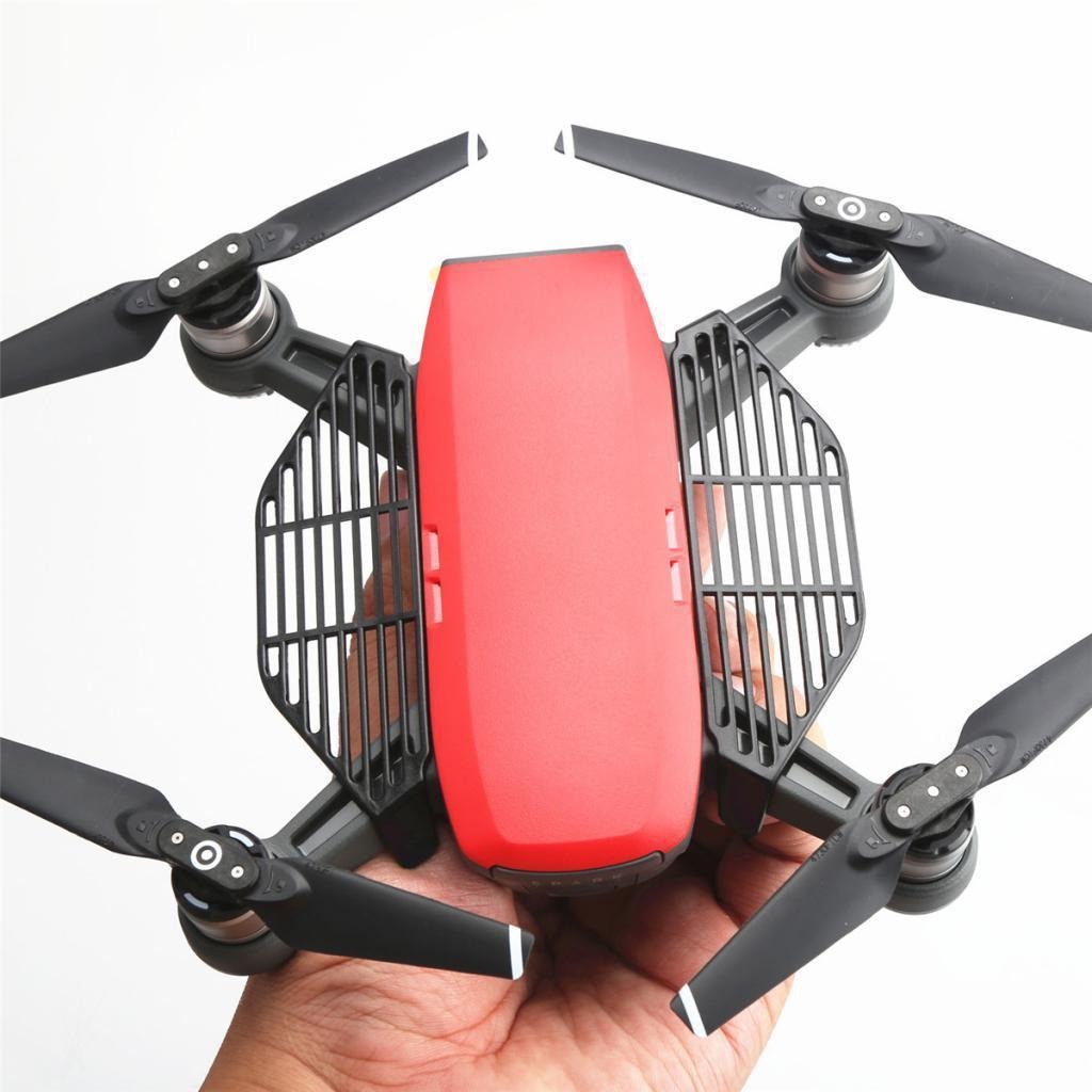 Protetor de Dedos para Drone DJI Spark em Decolagem nas Mãos