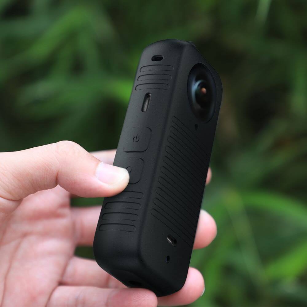Capa de Silicone com Cordão para Câmera Insta360 X3 - Sunnylife