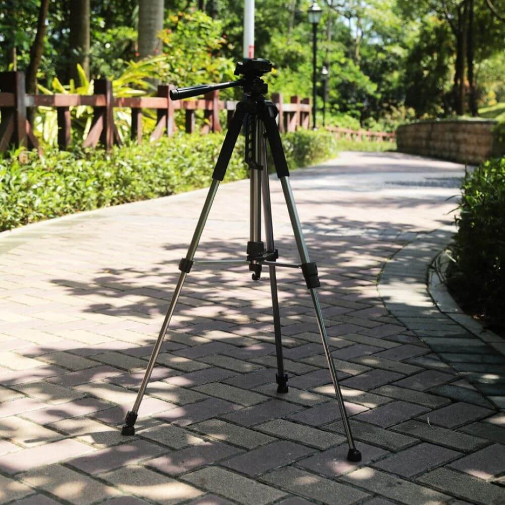 Tripé Fotográfico Profissional em Alumínio para Câmeras e Iluminação - 1,50m