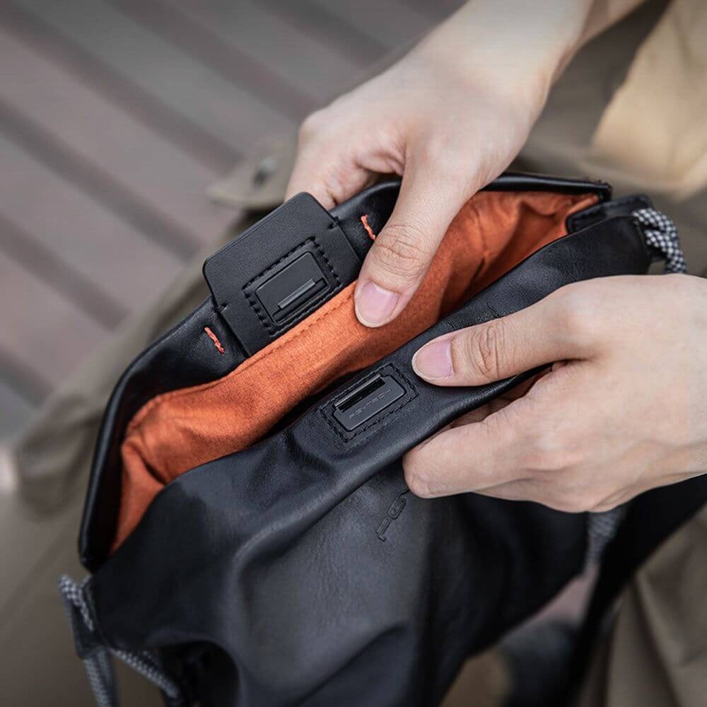 Bolsa de Ombro OneGo Cloud Bag M - Pgytech Cor Preto (Midnight)
