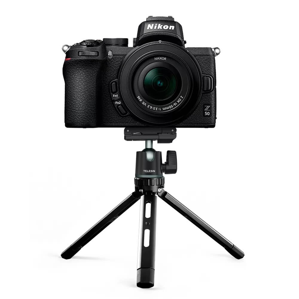 Tripé para Celular e Câmeras DSLR com Estrutura em Alumínio - Telesin