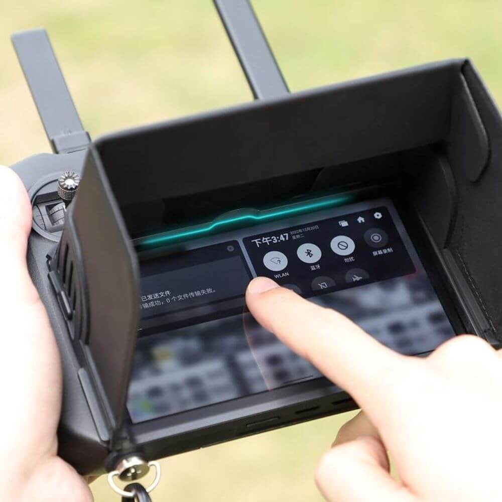 Protetor de Sol para Tela Controle Remoto DJI RC Pro - Sunnylife Protetor de Sol para Tela Controle Remoto DJI RC Pro - Sunnylife