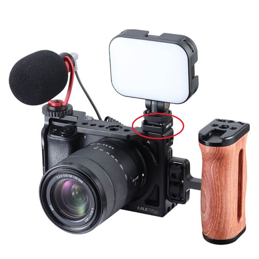 Adaptador de Montagem Tipo Sapata para Frame Cage Câmeras DSLR - Ulanzi