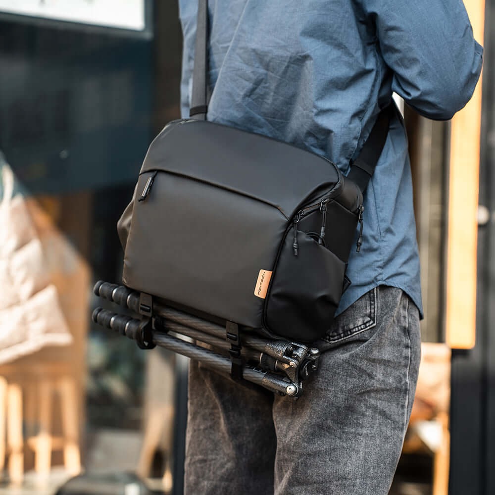 Bolsa de Ombro 10L - Pgytech OneGo Cor Preta (Obsidian Black)