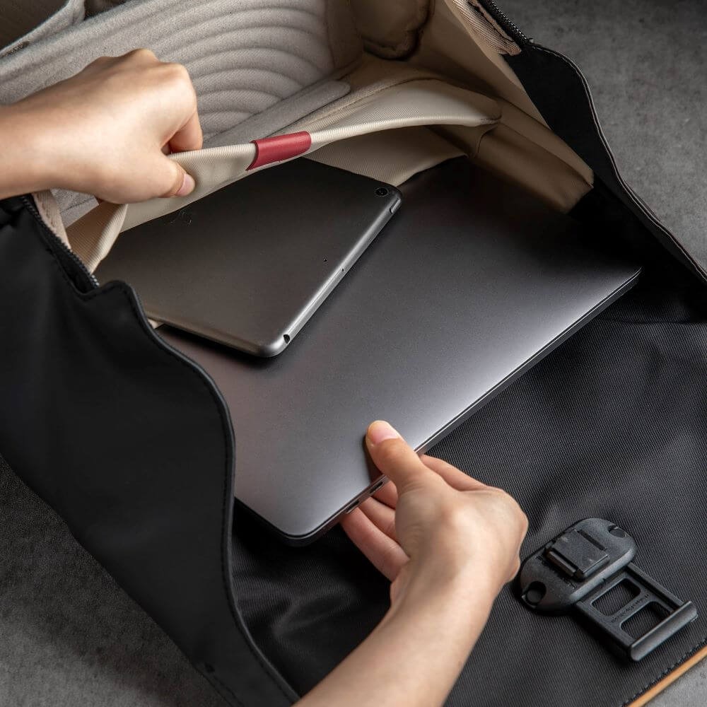 Mochila para Câmeras e Drones - Pgytech OneGo Air 20L (Cor Preta)