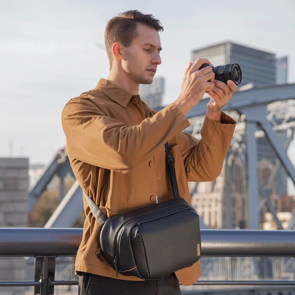 Bolsa de Ombro 10L - Pgytech OneGo V2 Cor Preta (Obsidian Black)